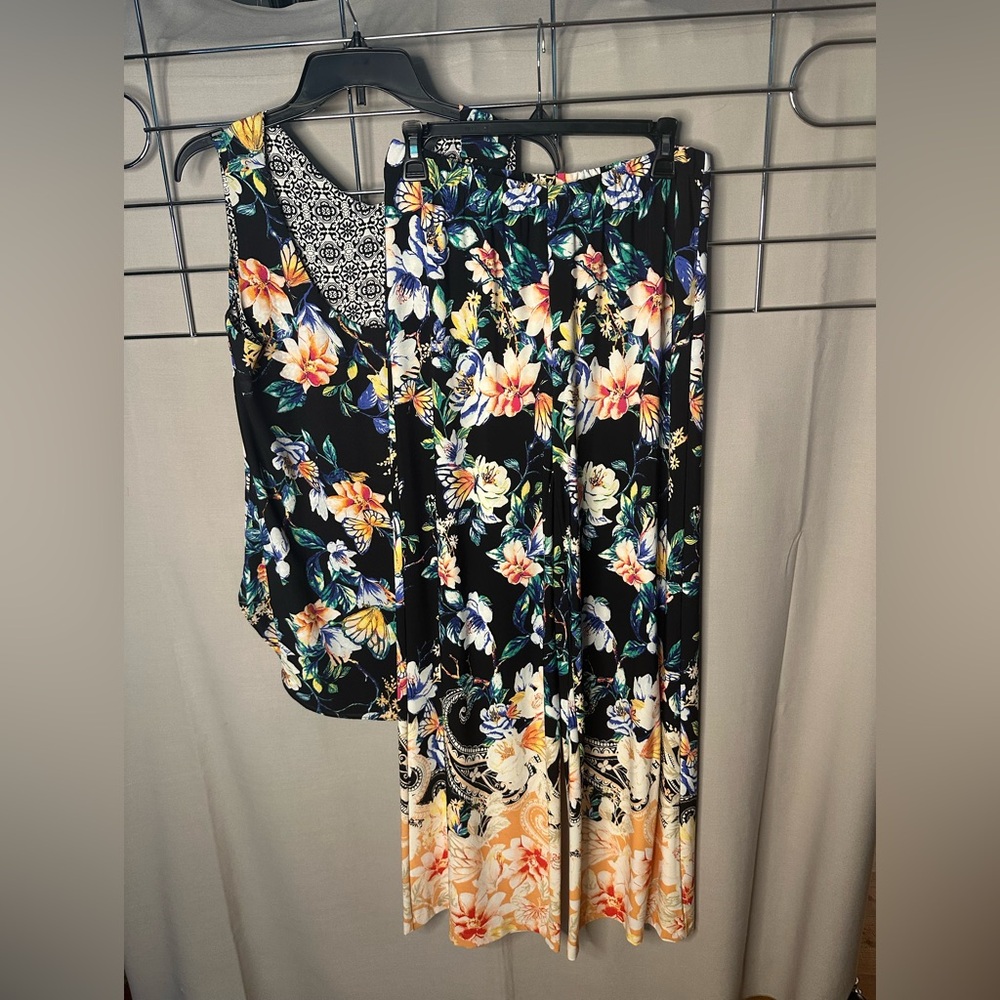 Chicos reversible matching pant and top set